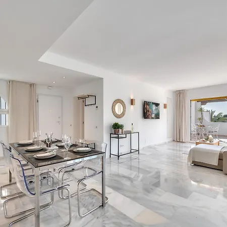 Appartamento Modern 3 Bdrm With Sea Views & Pool Newly Renovated
