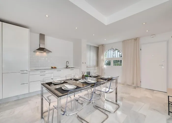 Modern 3 Bdrm With Sea Views & Pool Newly Renovated * Marbella